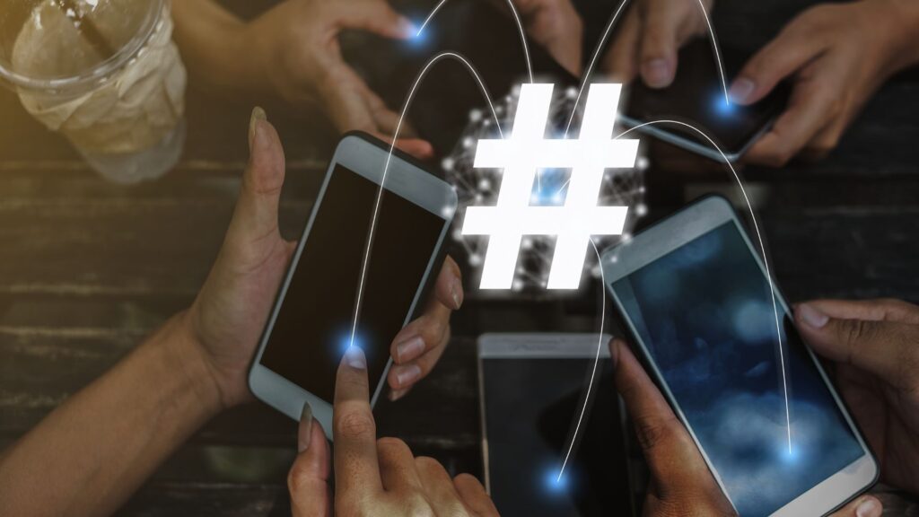 ハッシュタグを集めている