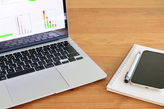 PCとスマホとノート